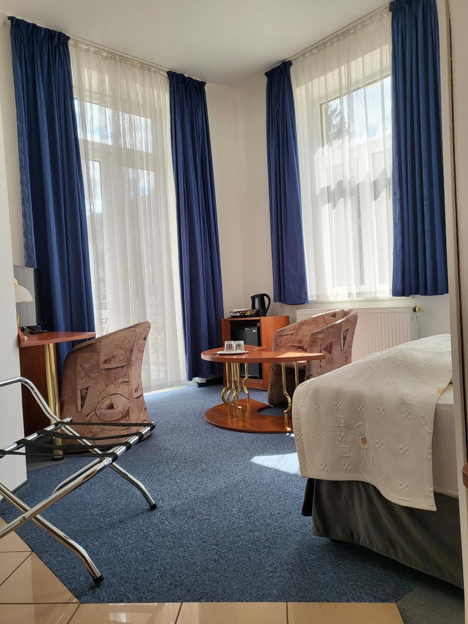 Hotel Margit Trenčianske Teplice Exteriör bild