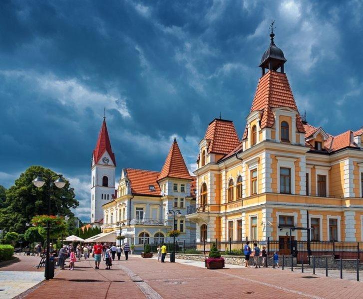 Hotel Margit Trenčianske Teplice Exteriör bild