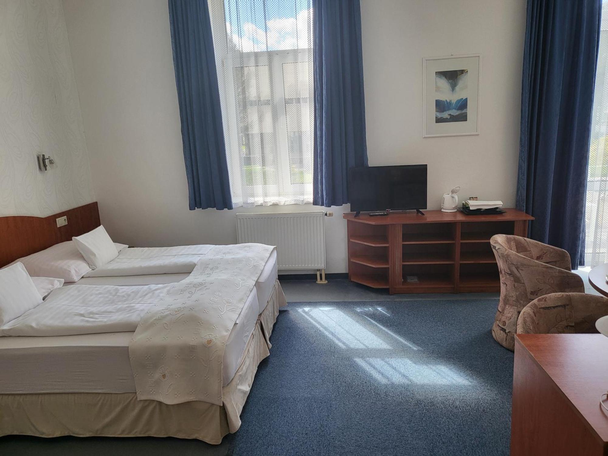 Hotel Margit Trenčianske Teplice Exteriör bild